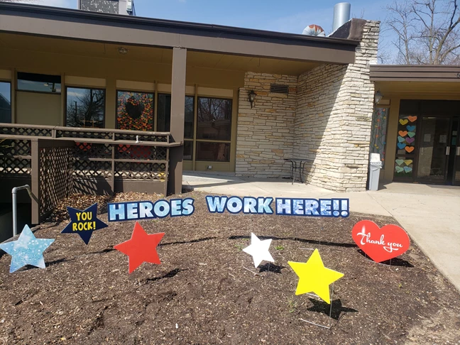 Plastic Signs & Yard Signs Plastic Signs & Yard Signs