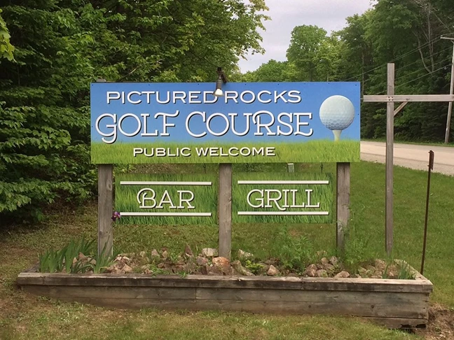 Post & Panel Signs | Custom Monument Signs | Golf Course, Country Club, & Outdoor Venue Signs | Munising, MI Post & Panel Signs | Custom Monument Signs | Golf Course, Country Club, & Outdoor Venue Signs | Munising, MI