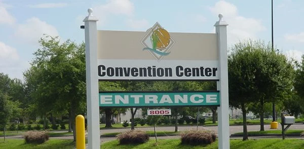 Post & Panel Signs Post & Panel Signs