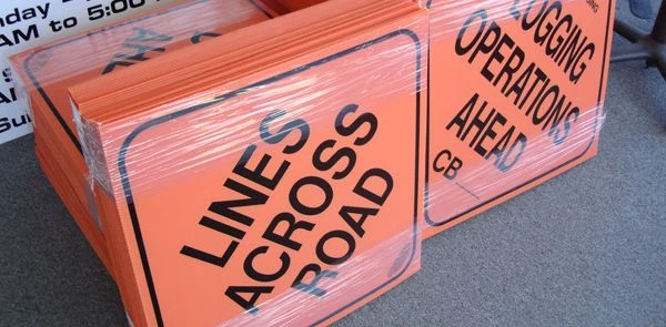 Plastic Signs & Yard Signs Plastic Signs & Yard Signs