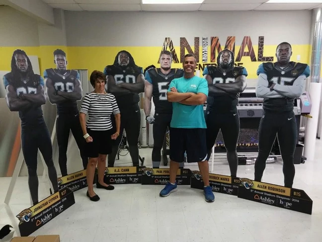 Freestanding Signs and Cutouts Freestanding Signs and Cutouts