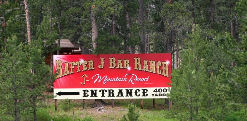 Outdoor Billboard Signs Outdoor Billboard Signs